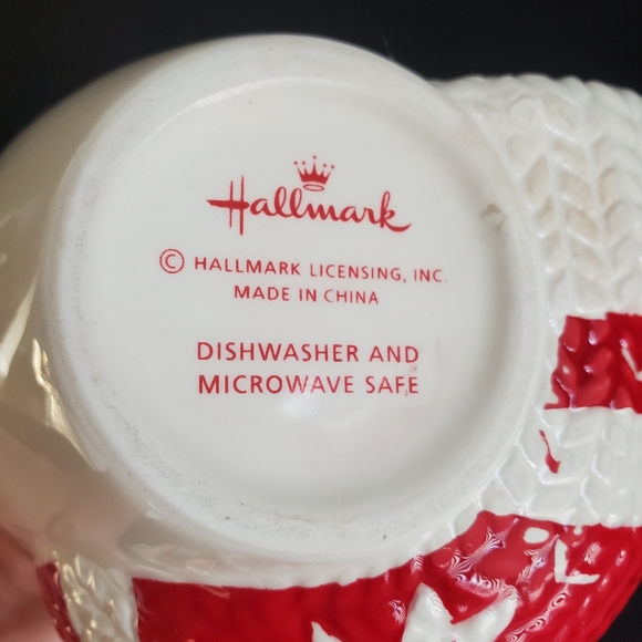 Cute Winter Mug Knit Mitten Design Snowflakes 3D Textured Cozy Beverage X Large - Picture 7 of 8